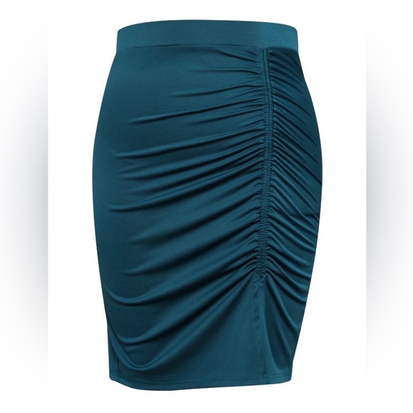 BloomChic Plus Size XL Plain Ruched Bodycon Split Hem Skirt us14-16 - Picture 6 of 7